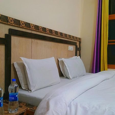 Verma Guest House Дхарамсала Екстериор снимка